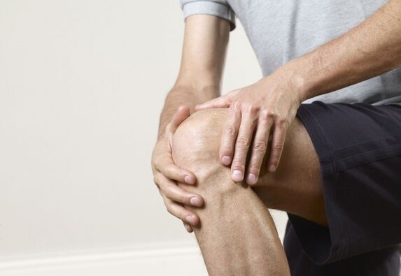 Knee pain during bending